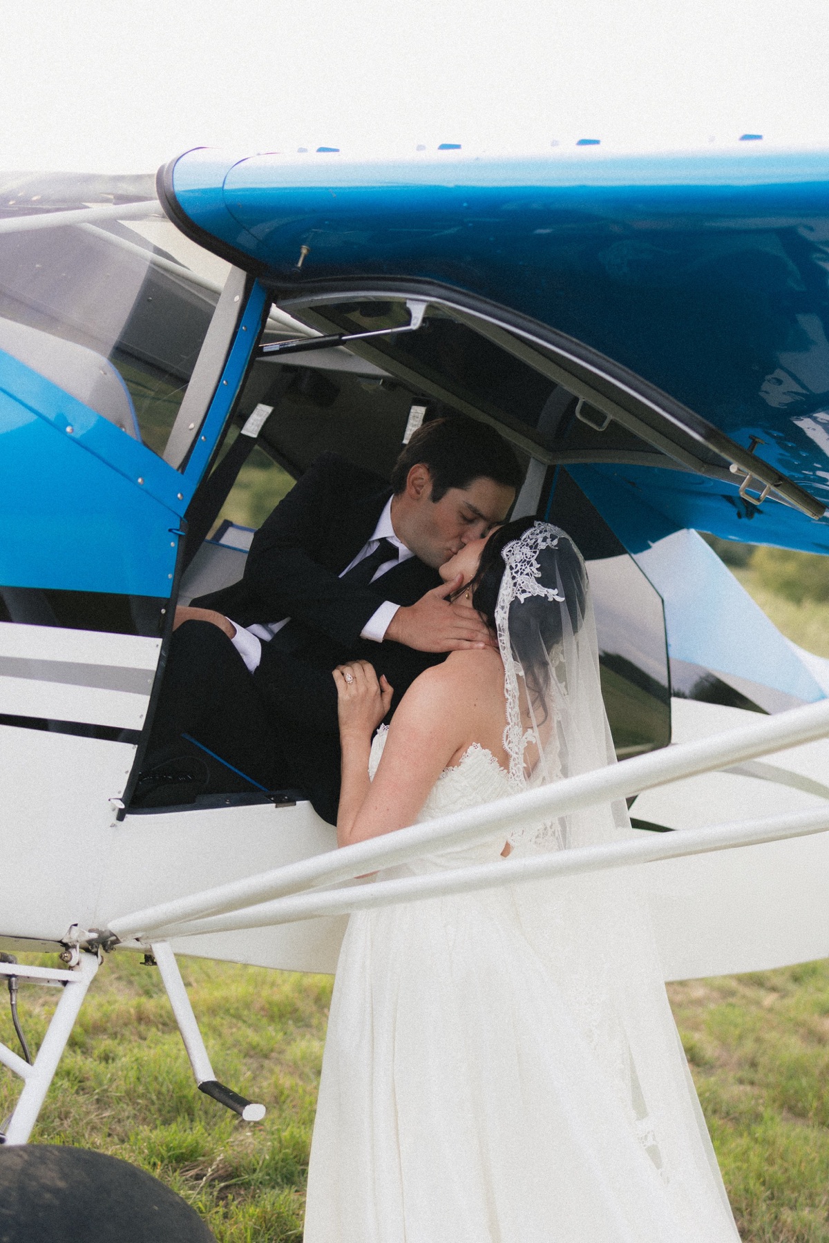 Emma and Ross wedding flowers by Golden Flowers at River Highlands Ranch, Sierra Nevada