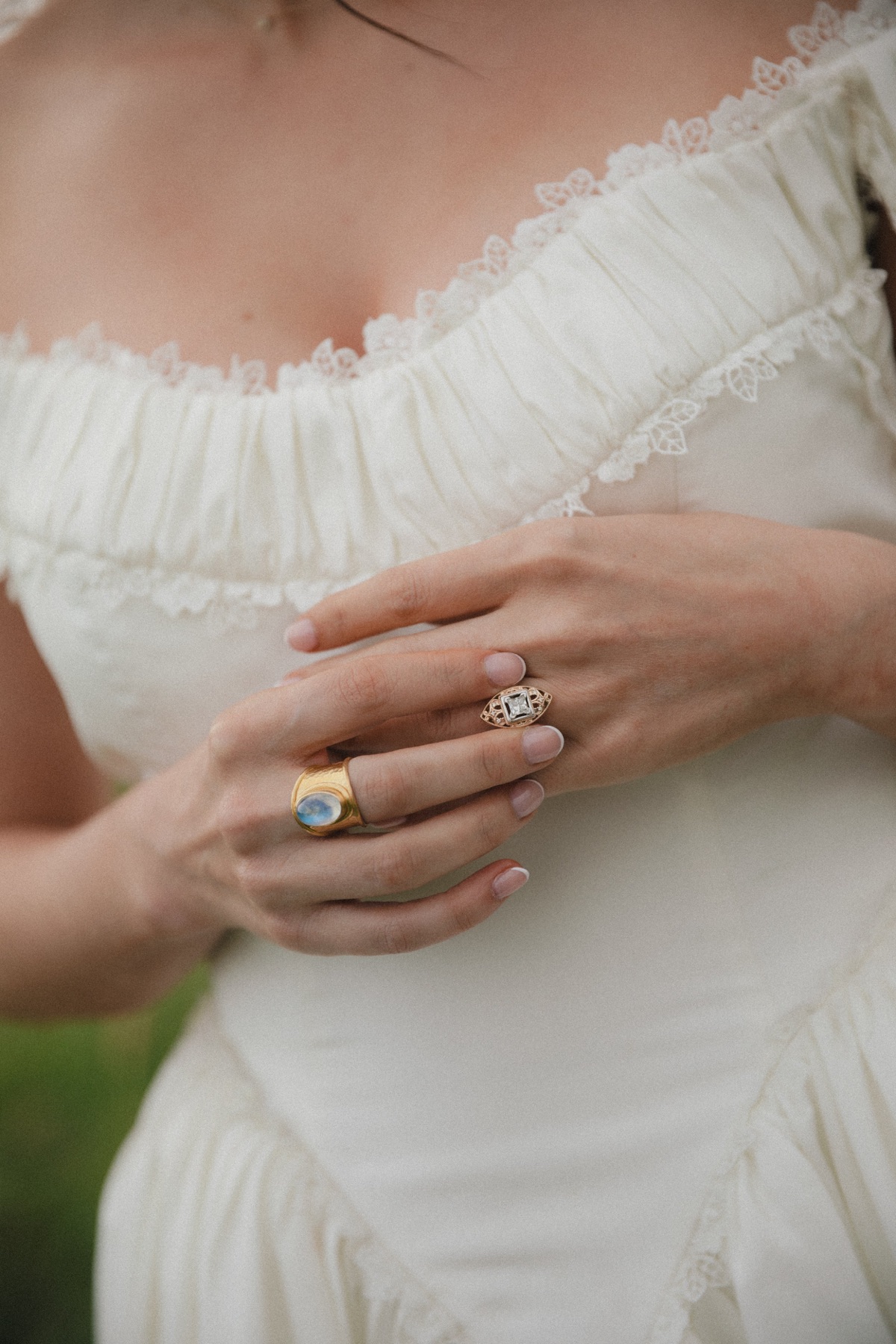 Emma and Ross wedding flowers by Golden Flowers at River Highlands Ranch, Sierra Nevada