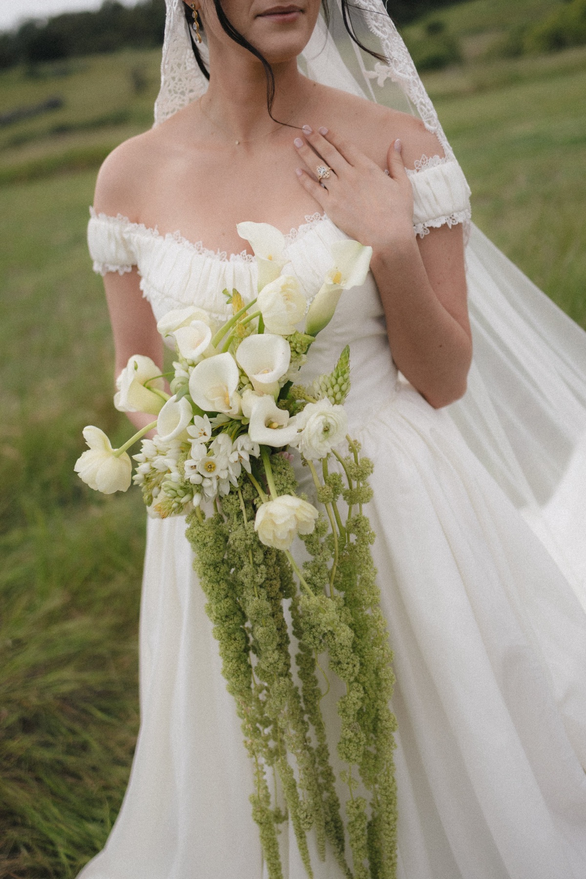 Emma and Ross wedding flowers by Golden Flowers at River Highlands Ranch, Sierra Nevada